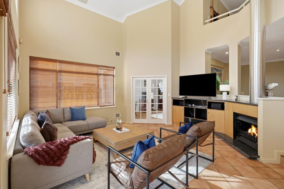 TV and multimedia, Living room
