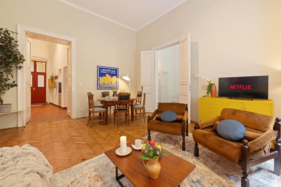 TV and multimedia, Living room