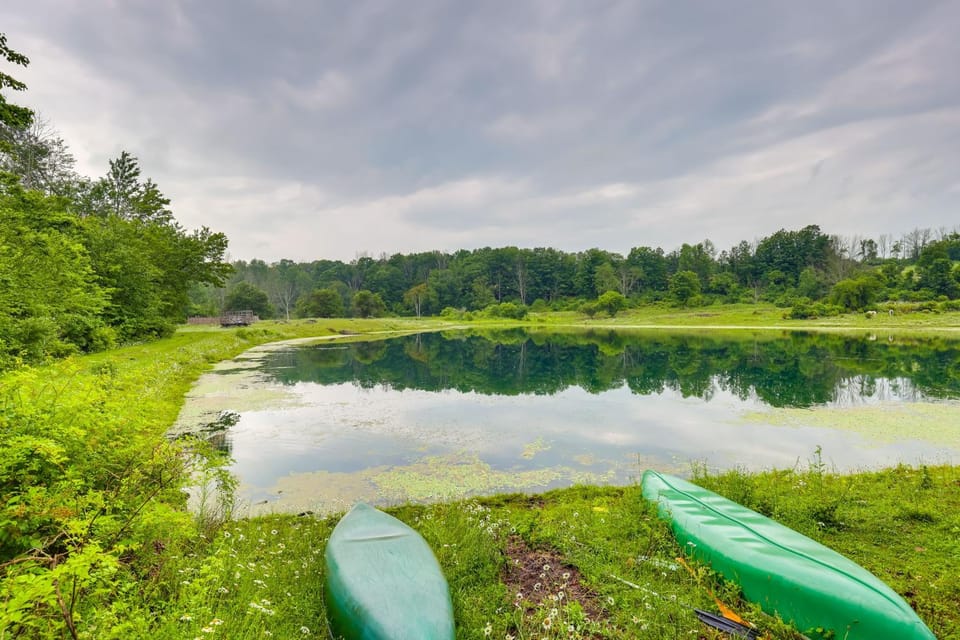 Stunning Views! 3-Cabin Retreat on 400-Acre Farm Cabin in Pennsylvania