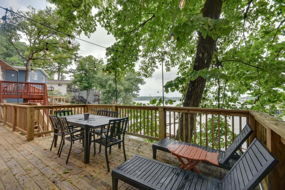 Private Dock! Waterfront Lake Ozark Home Near Dam House in Lake of the Ozarks