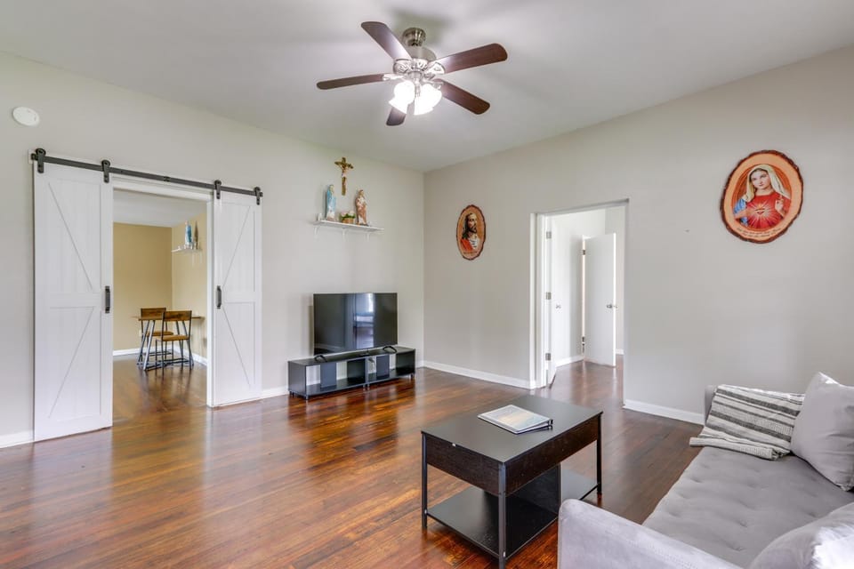 2 Mi to Spring River Fishing! Quiet Escape w/ Yard House in Ozark Mountains