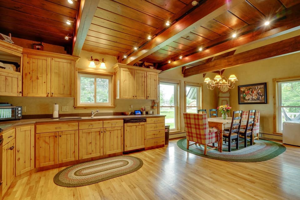 Midway Cabin Near Zermatt Resort & Soldier Hollow Cabin in Midway