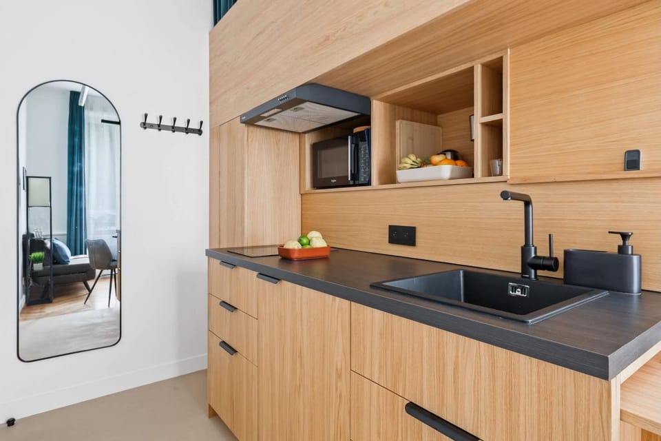 Kitchen or kitchenette