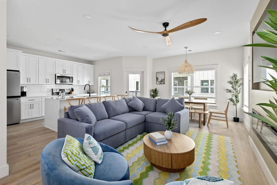 Beachwalk Club | Steps to Beach | Sleeps 16 | Pets House in Myrtle Beach