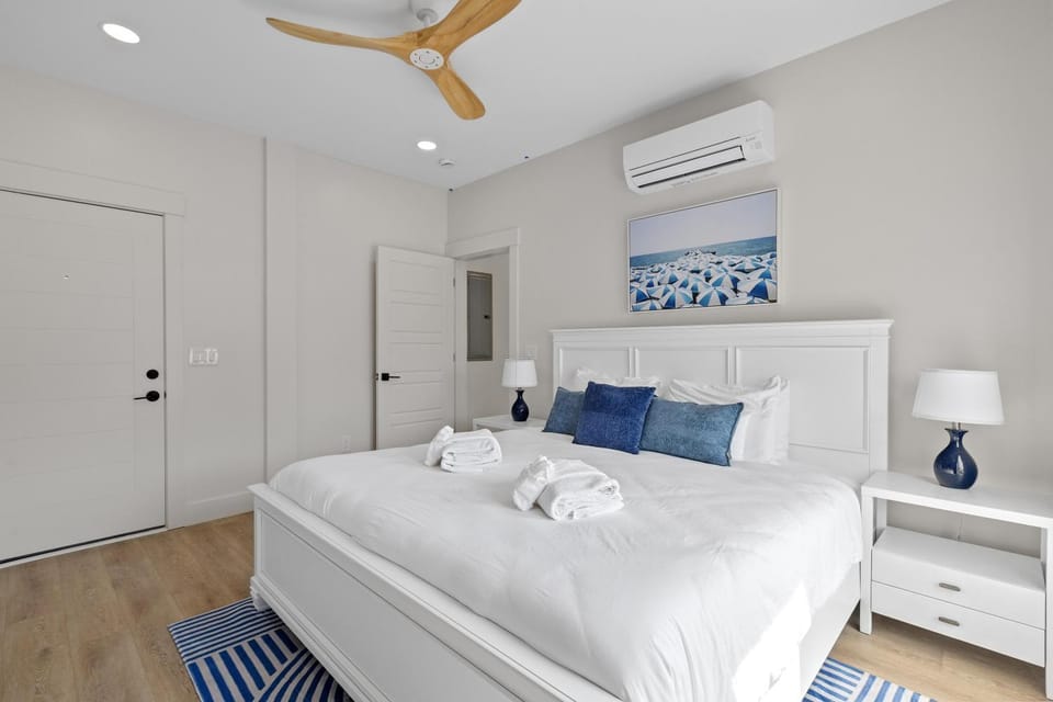 Beachwalk Club-Block to Ocean,Pet Frndly,Sleep 16 House in Myrtle Beach