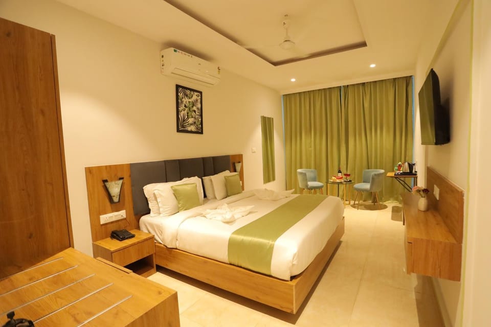 TV and multimedia, Photo of the whole room, Evening entertainment, air conditioner