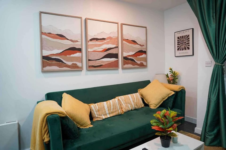 Living room, Decorative detail, Seating area