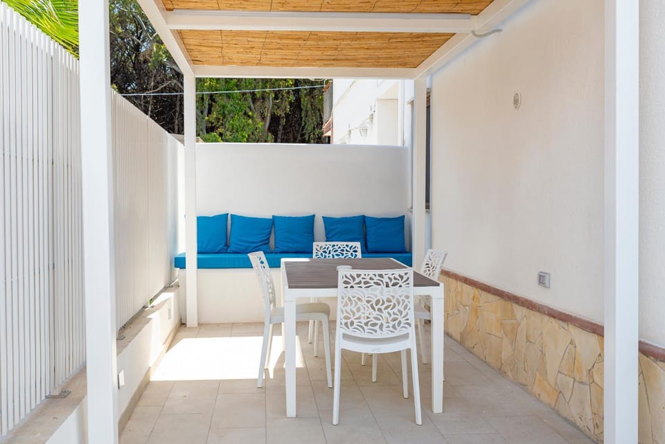 Balcony/Terrace, Dining area