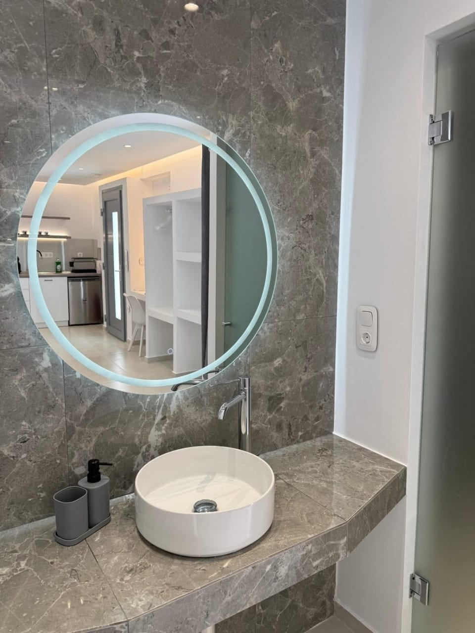 2S LuxNest Apartment in Naxos