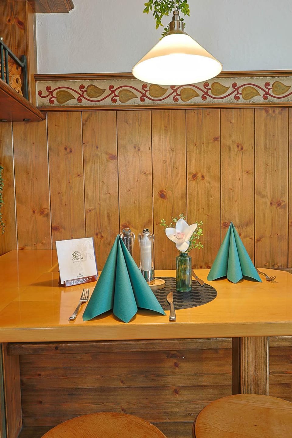 Restaurant/places to eat
