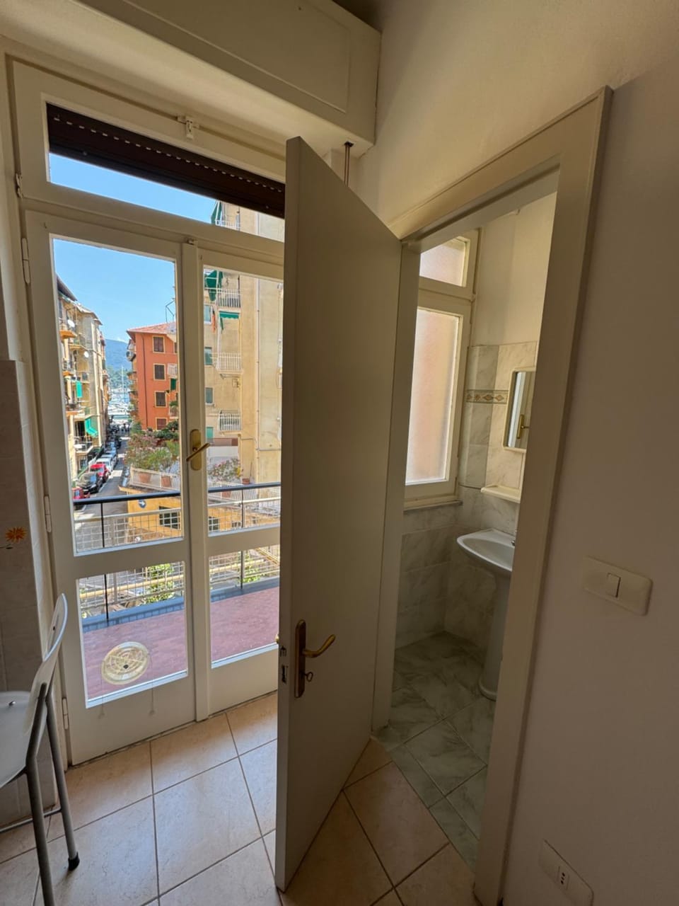 Bathroom, kitchen