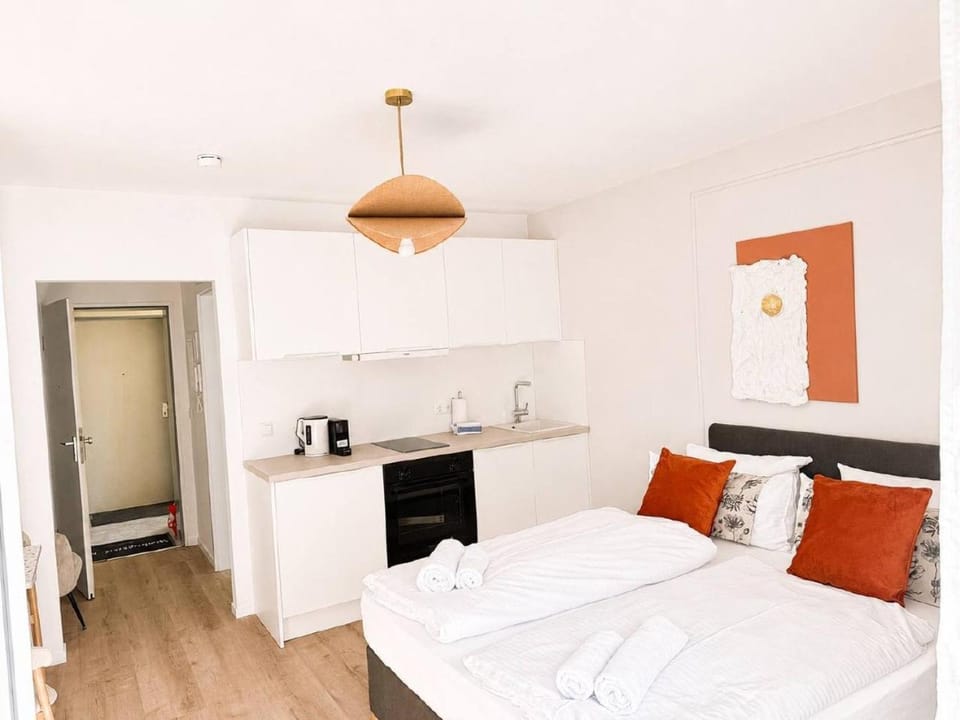 Kitchen or kitchenette, Photo of the whole room, Bedroom