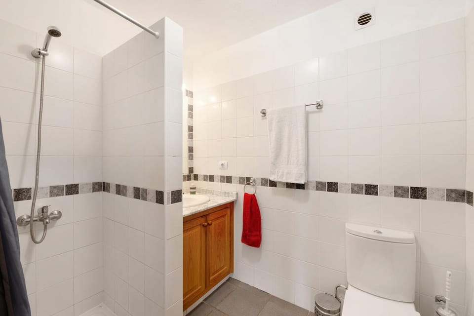 Bathroom, Living room