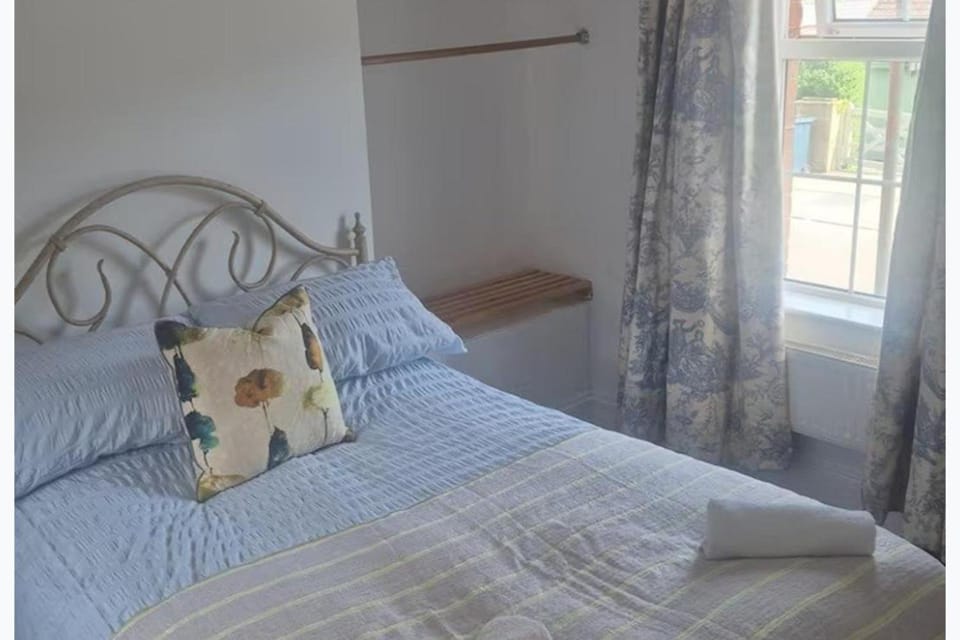 1 Bed Georgian Apartment - Garden - Pets Welcome Apartment in Shrewsbury