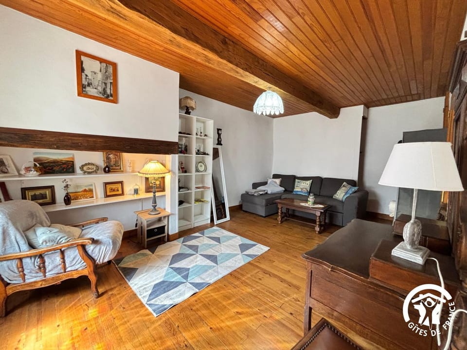 La Chambre des Tours Bed and Breakfast in Occitanie