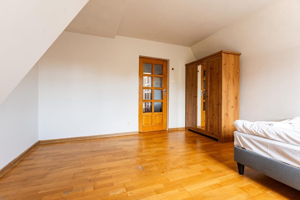 Bed, Photo of the whole room, Bedroom, wardrobe