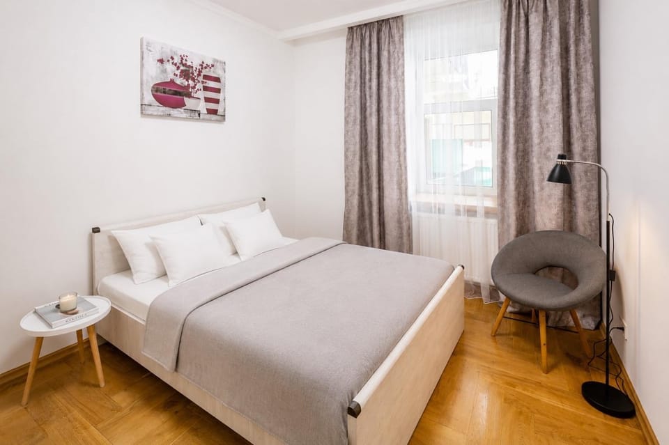 Krakivska Street Three-room apartments on Rynok square Apartment in Lviv