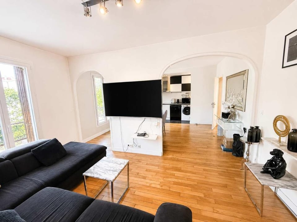 Appartement design et elegant Coeur de Charenton Apartment in Charenton-le-Pont