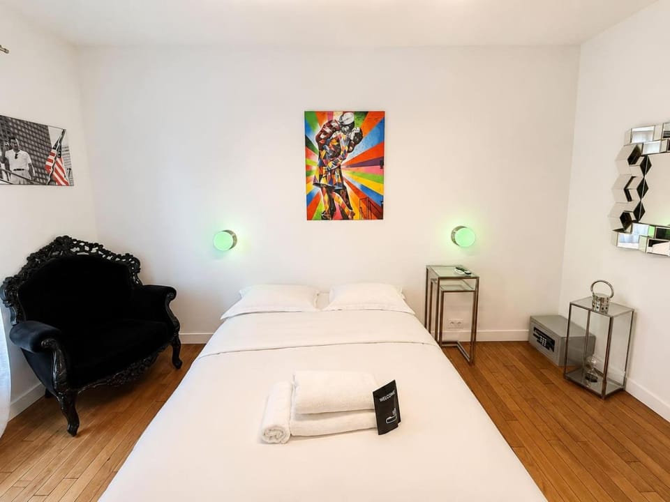 Appartement design et elegant Coeur de Charenton Apartment in Charenton-le-Pont