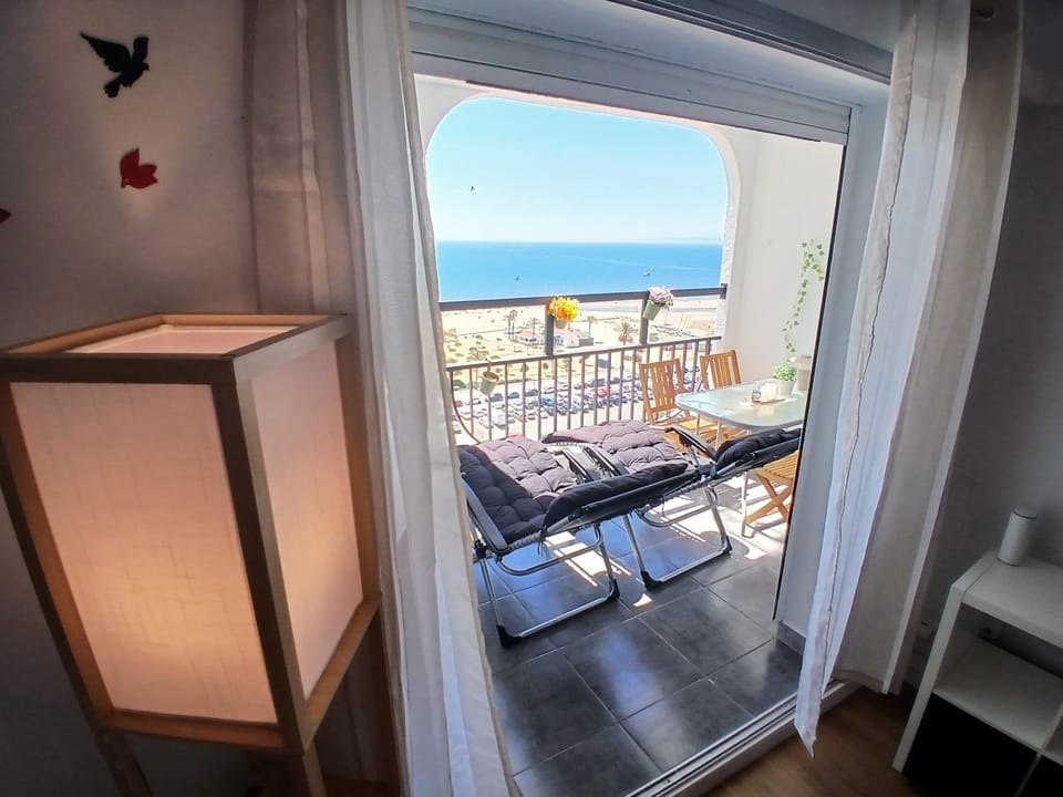 Front Beach Empuriabrava Apartment in Alt Empordà