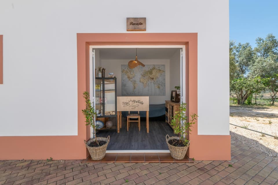 Ter Portela House in Odeceixe