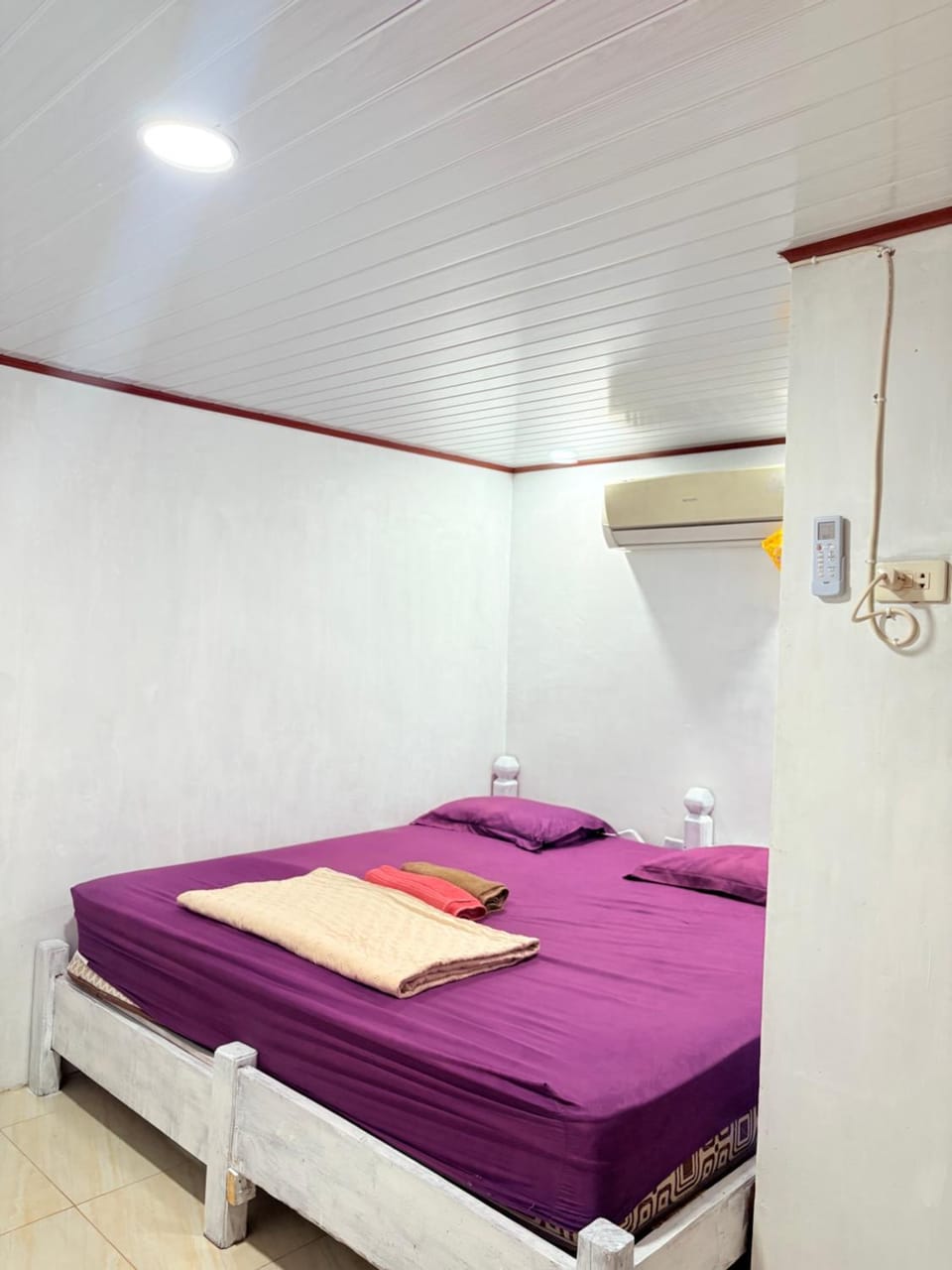 Town Guesthouse & Coffee Eatery Hotel in Indonesia