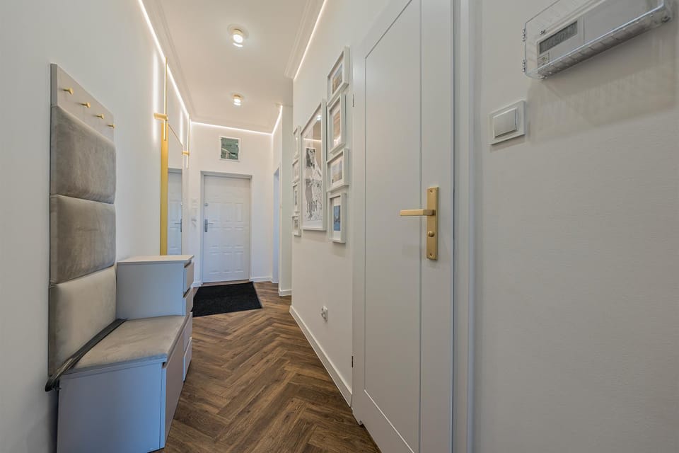 Parkowa Kamienica with Balcony Apartment in Sopot