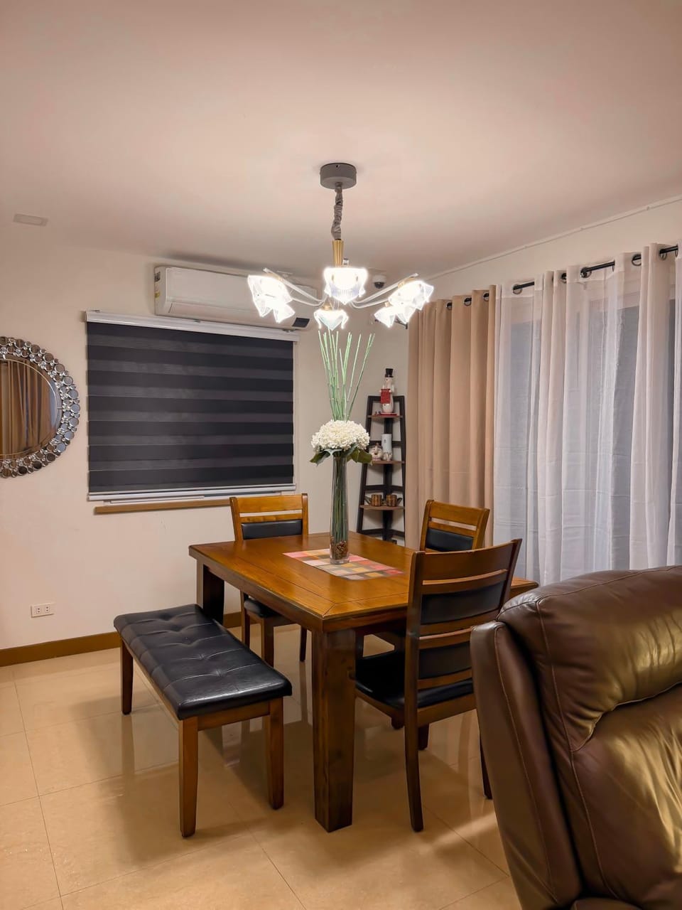 Dining area, Dinner