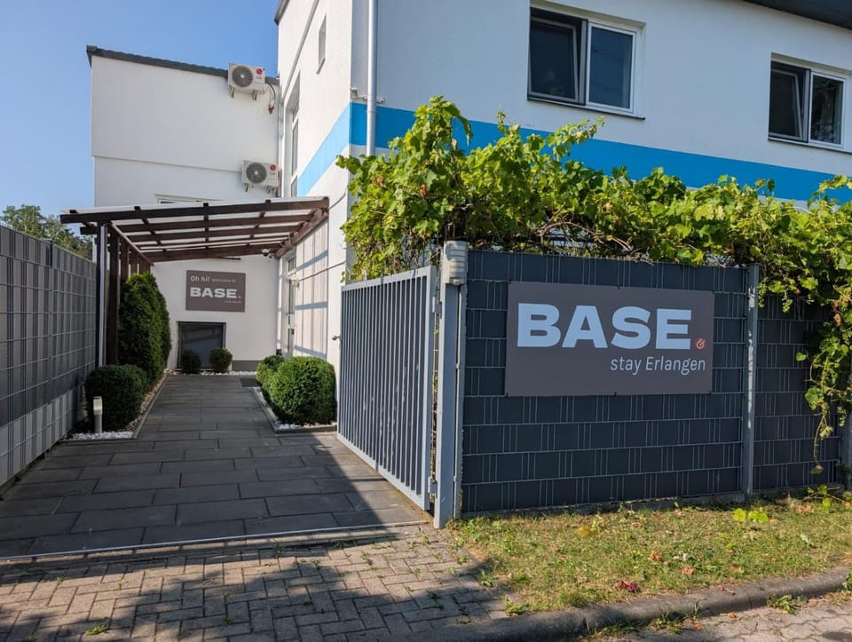 Property building, Property logo or sign, Logo/Certificate/Sign, Street view