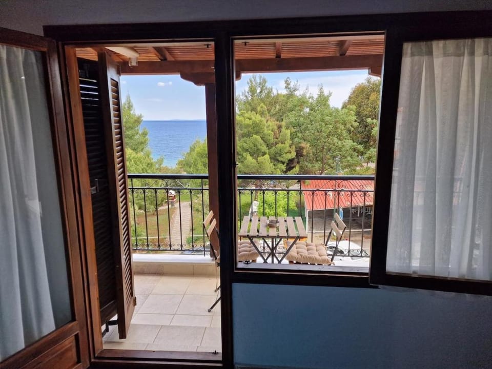 Cozy apartment with a great view! B Apartment in Halkidiki
