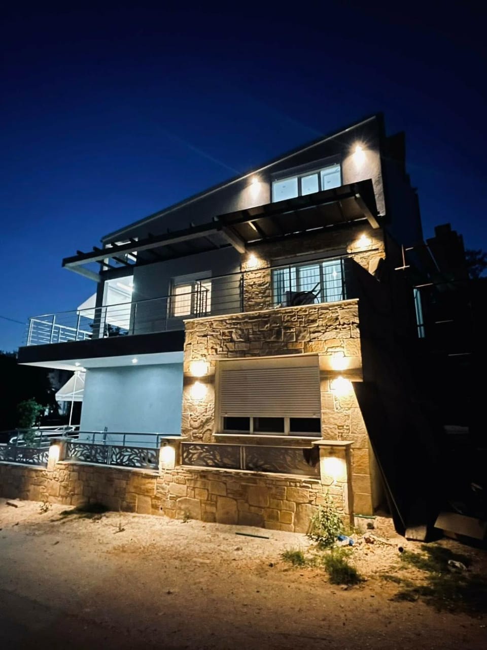 Property building, Night