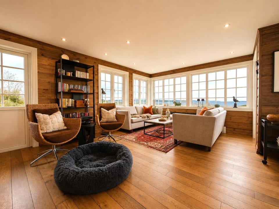 Living room, Seating area