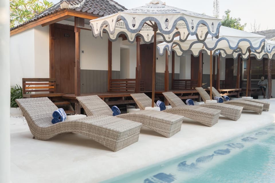 Property building, Swimming pool