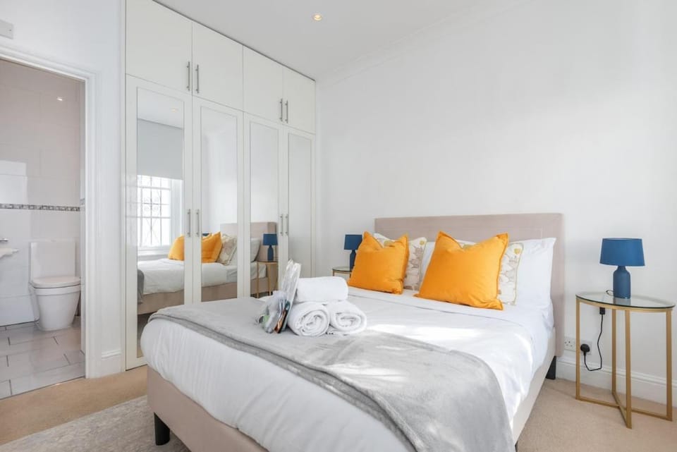 The Kings Road Maisonette - with roof terrace Apartment in City of Westminster