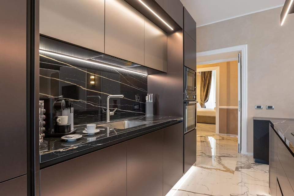 Kitchen or kitchenette