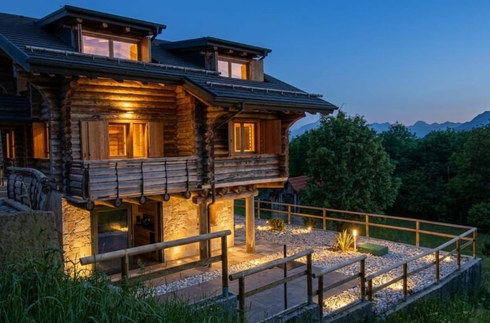Property building, Balcony/Terrace
