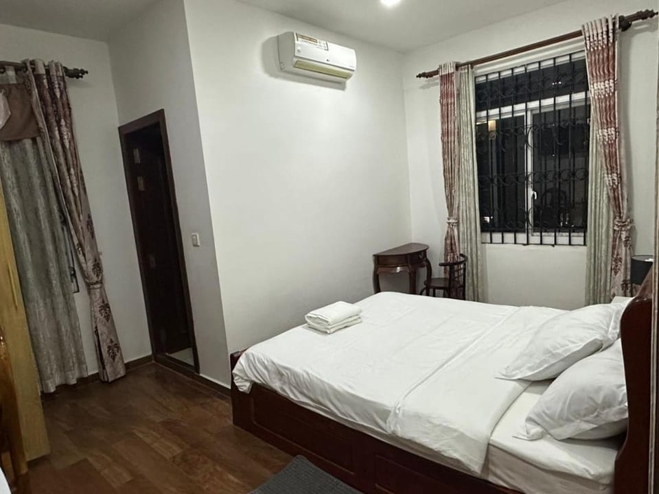 VJs Sports bar, Hotel and Apartments Apartment hotel in Phnom Penh Province