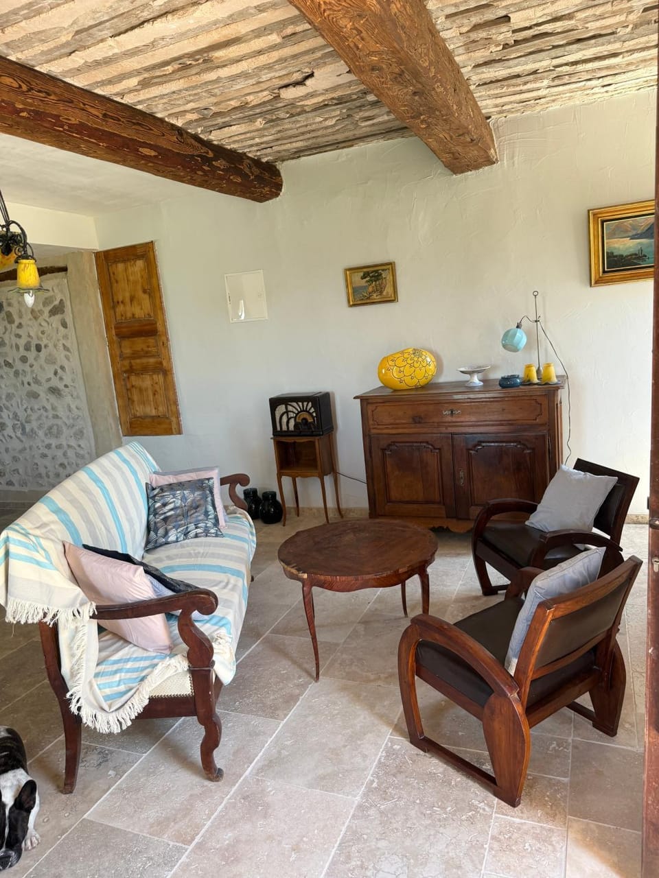 Property building, Living room