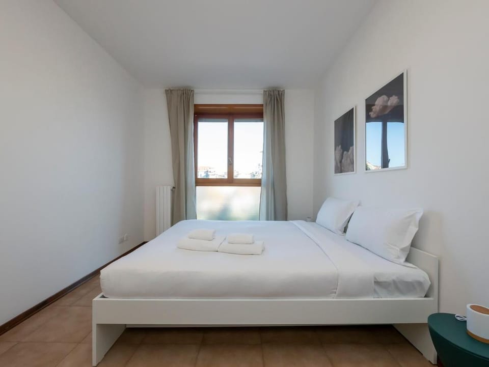 Xenia Milano - 4 rooms apt in Via Cassano 14 Apartment in Milan