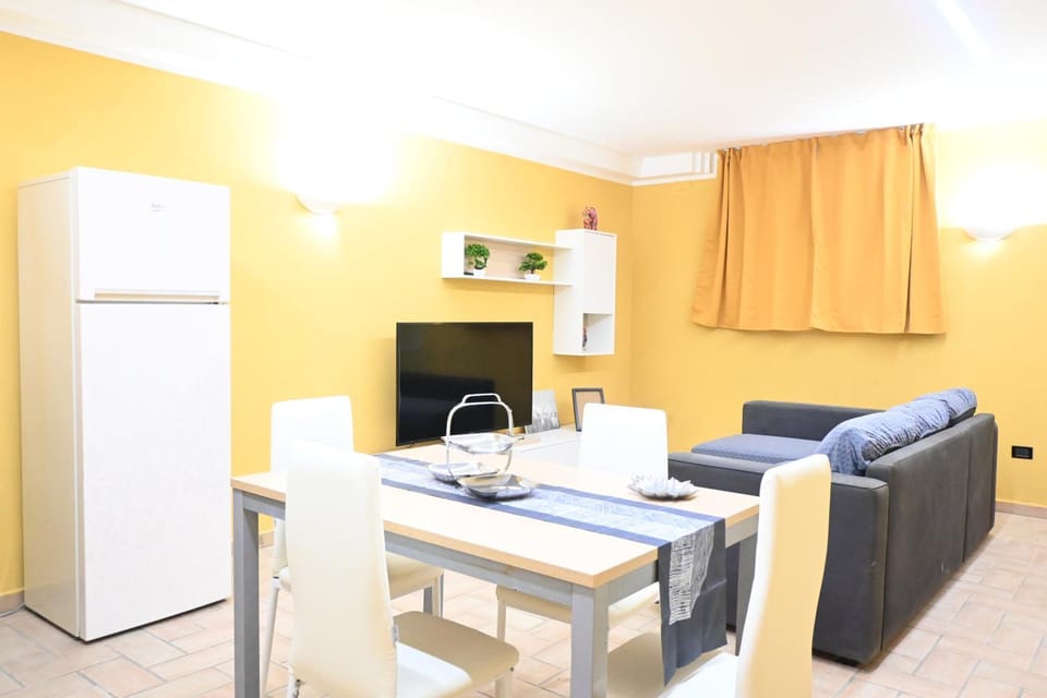 N325 - Numana, comodo bilocale in zona tranquilla vicino al mare Apartment in Marche