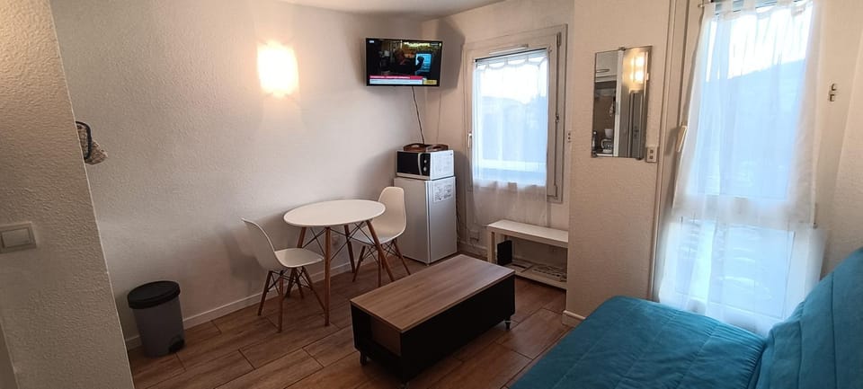 Studio centre de Nice, proche tous transports direct aéroport Apartment in Nice