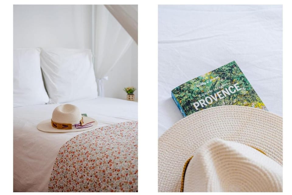 Photo of the whole room, Decorative detail, Bedroom