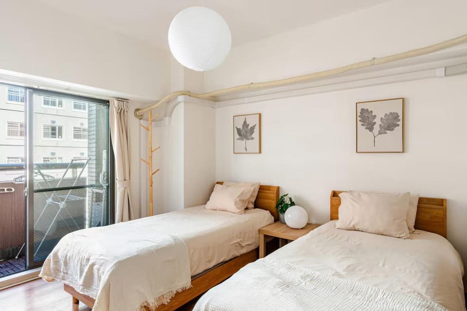 Cozy Japandi 3LDK in Namba for Groups Apartment in Osaka