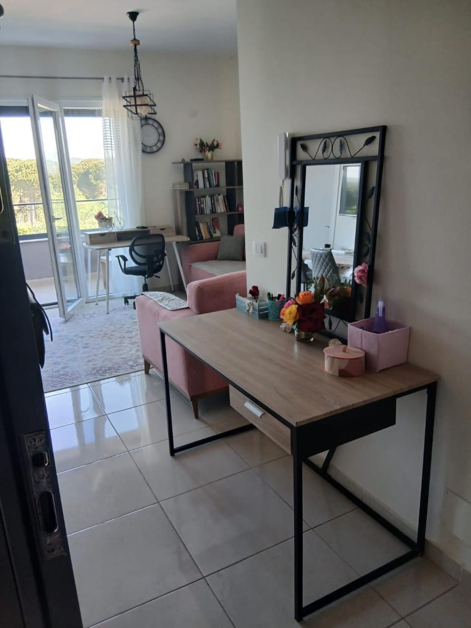 Perëndimi i Natyres Apartment in Tirana County, Albania