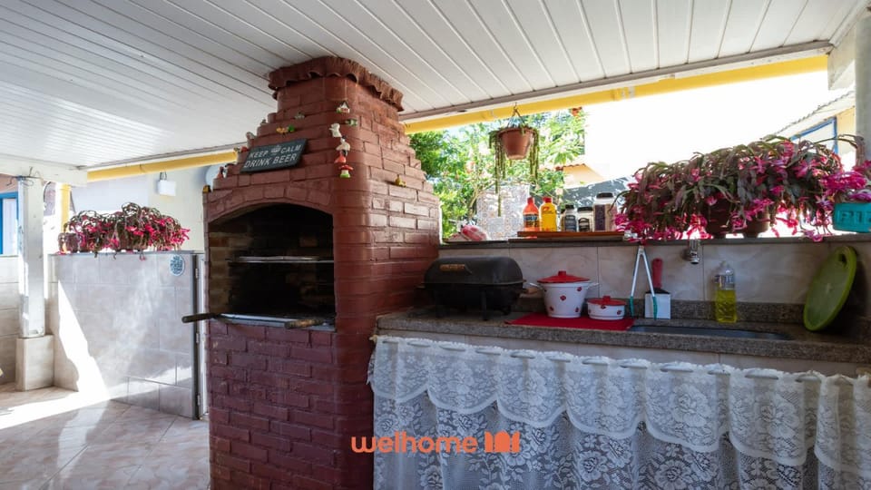 Casa no centro de Miguel Pereira com jardim House in Miguel Pereira
