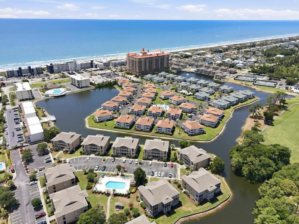 Tilghman Shores 2BR Pool 3-Min to the Ocean Apartment in North Myrtle Beach