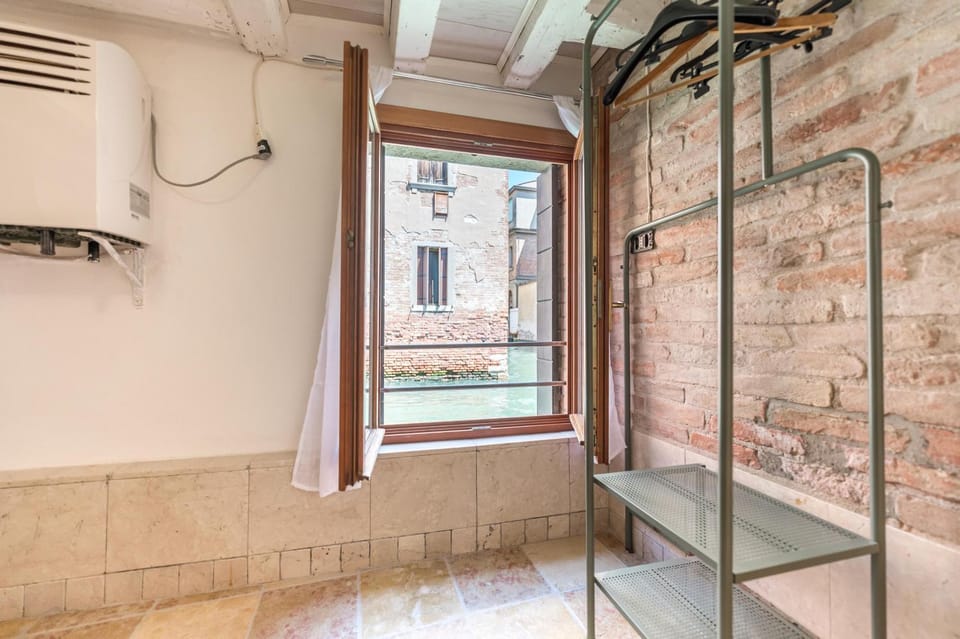 View (from property/room), wardrobe