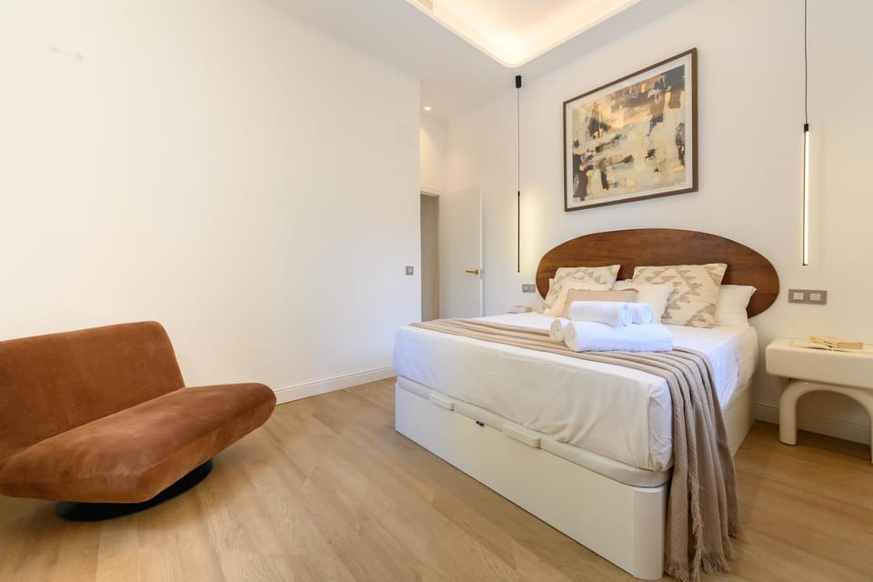 HER1080C - Piso de 2 dormitorios en Goya, Barrio Salamanca - Alquiler temporal Apartment in Madrid