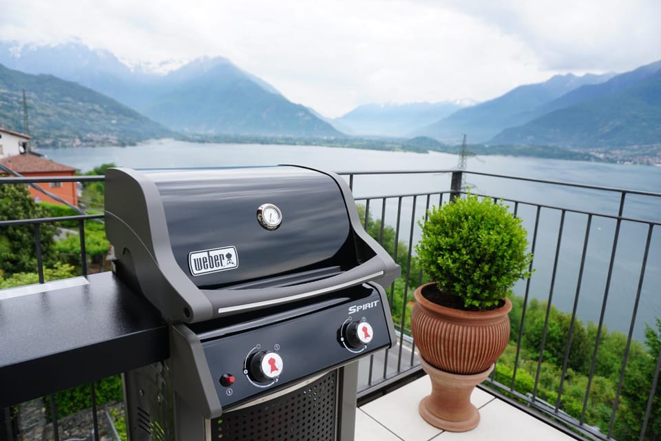 Day, Natural landscape, BBQ facilities, Lake view, Mountain view