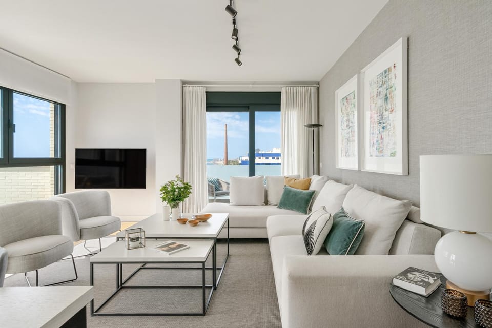 TV and multimedia, Living room, Seating area